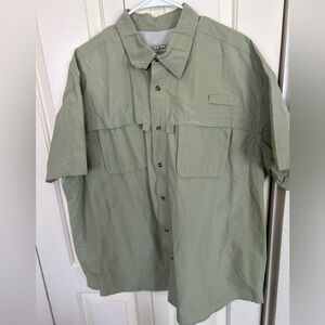 L L Bean Men’s XXL Fishing Athletic Vented Shirt